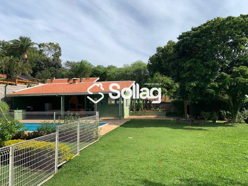 Casa à venda no Pinheirinho: 