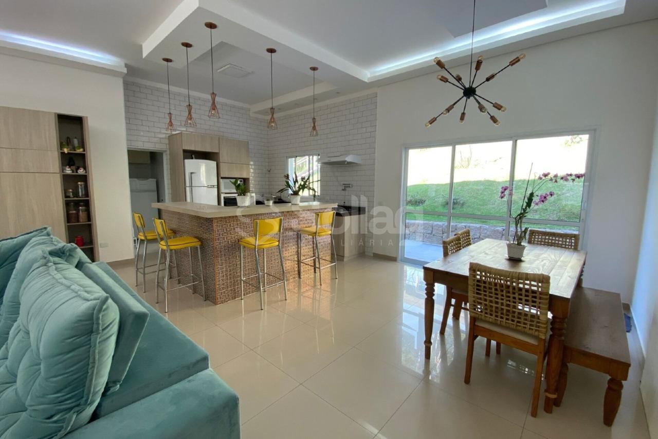 Casa em condomínio à venda no Condomínio Vale da Santa Fé: 