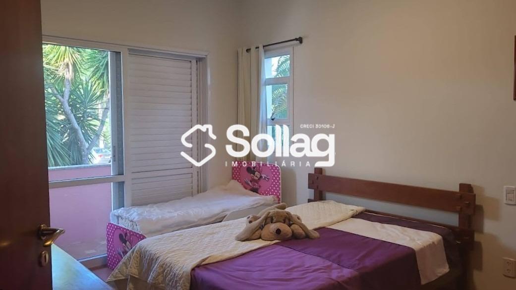 Casa em condomínio à venda no Condomínio Bosques de Grevílea: 