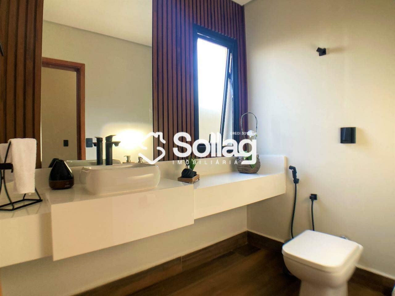 Casa em condomínio à venda no Condomínio Campo de Toscana: 