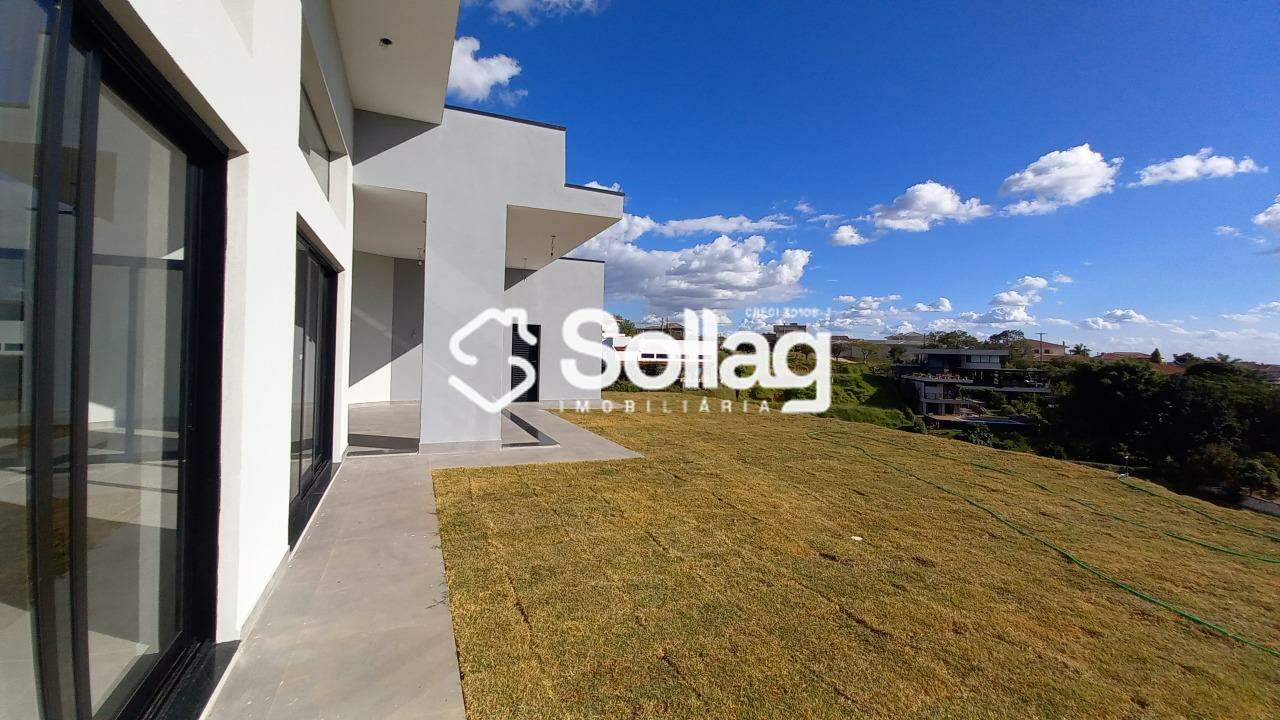 Casa em condomínio à venda no Condomínio Jardim Primavera: 