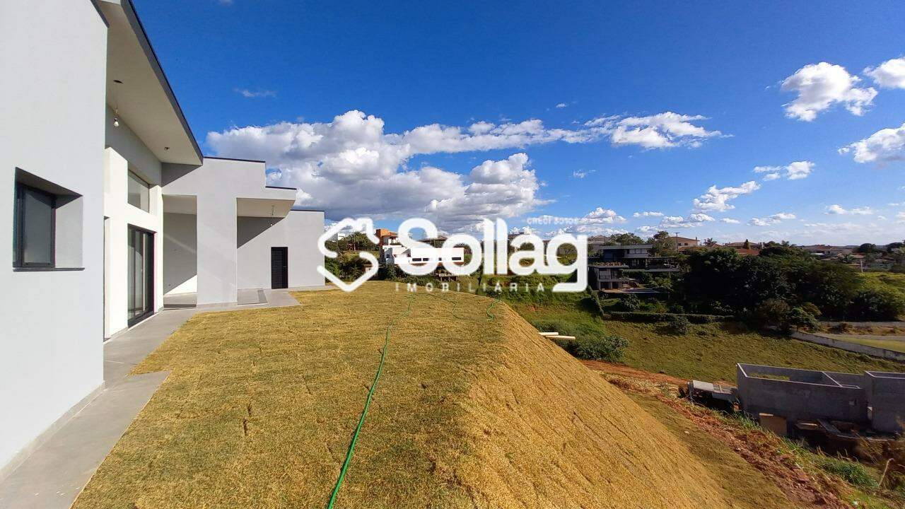 Casa em condomínio à venda no Condomínio Jardim Primavera: 