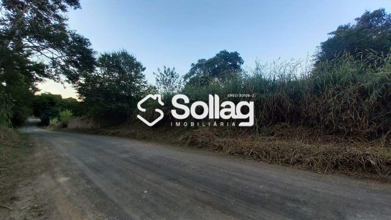 terreno à venda no Chácaras São Bento: 