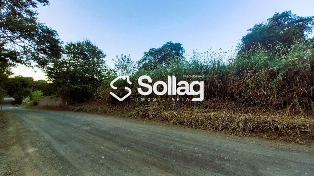 terreno à venda no Chácaras São Bento: 