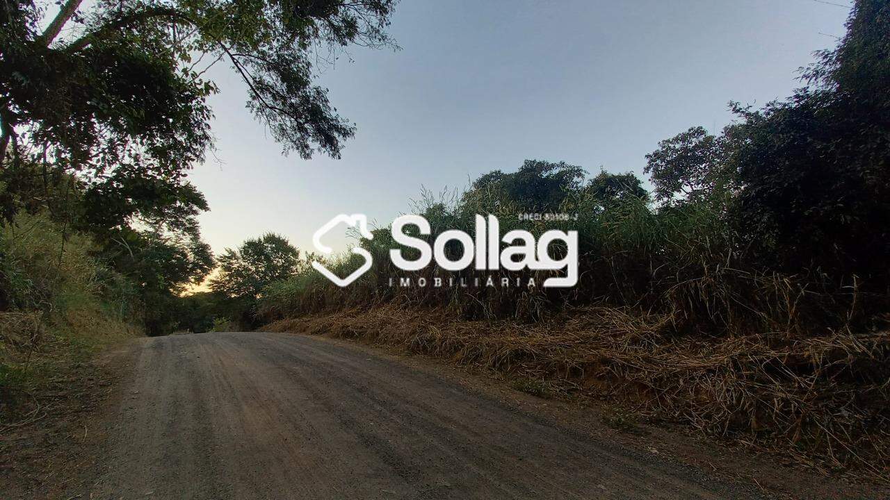 terreno à venda no Chácaras São Bento: 