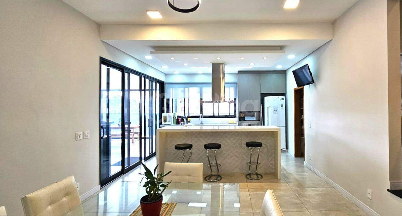 Casa em condomínio à venda no Terras de Santa Teresa II: 