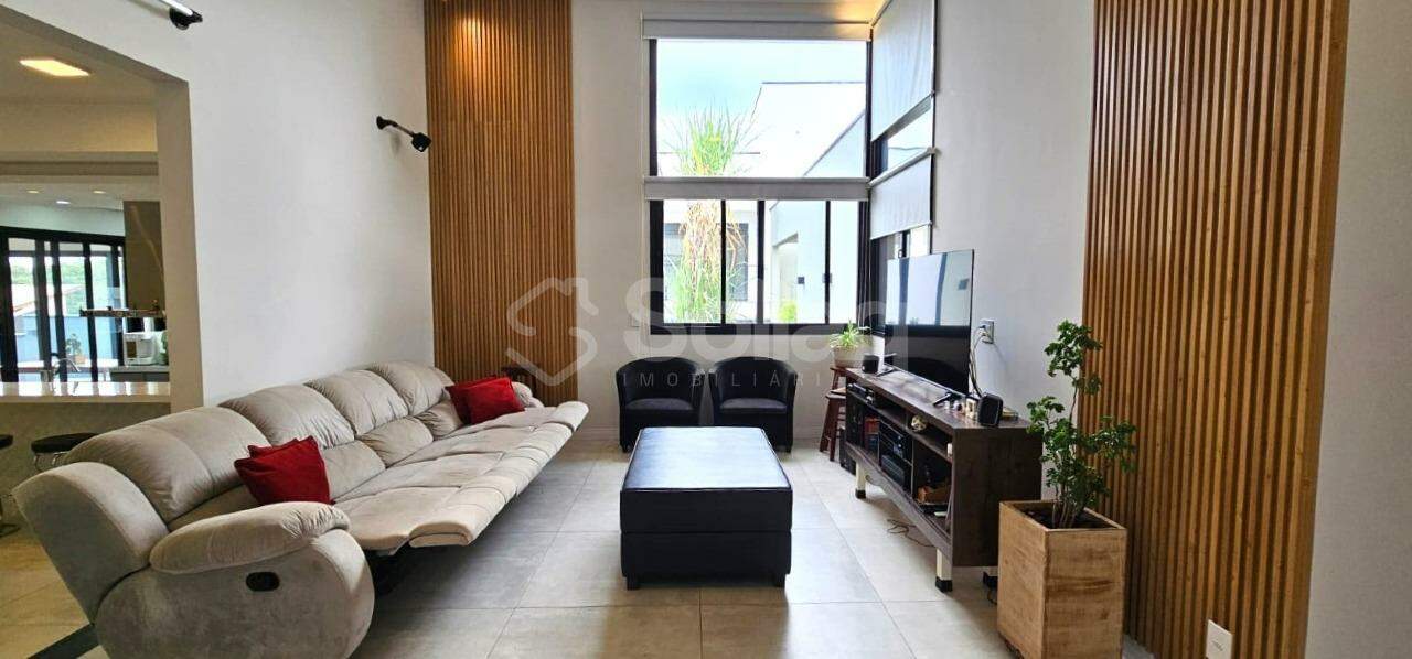 Casa em condomínio à venda no Terras de Santa Teresa II: 