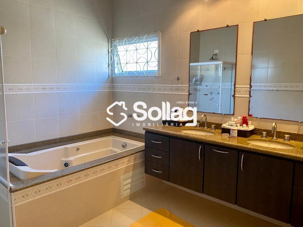 Casa em condomínio à venda no Vale do Itamaracá: 