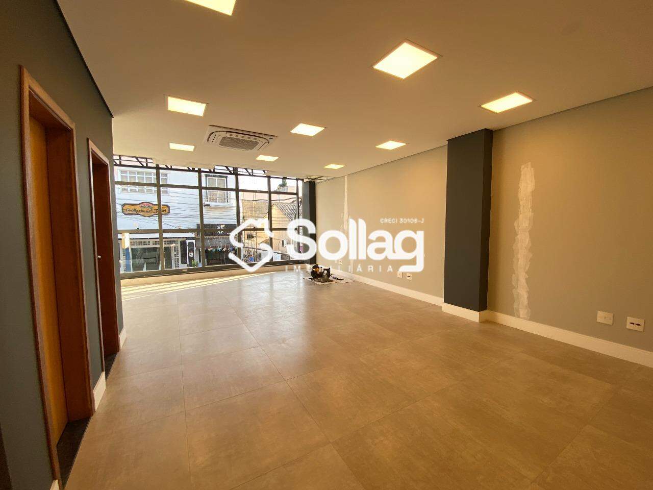 Sala para aluguel no Centro: 