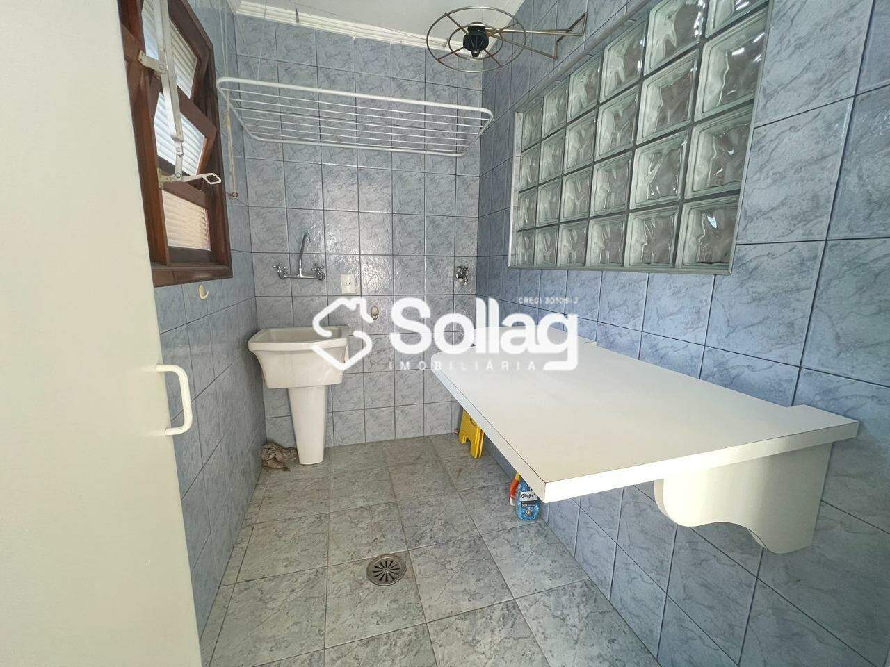 Casa em condomínio à venda no Condomínio Estância Marambaia: