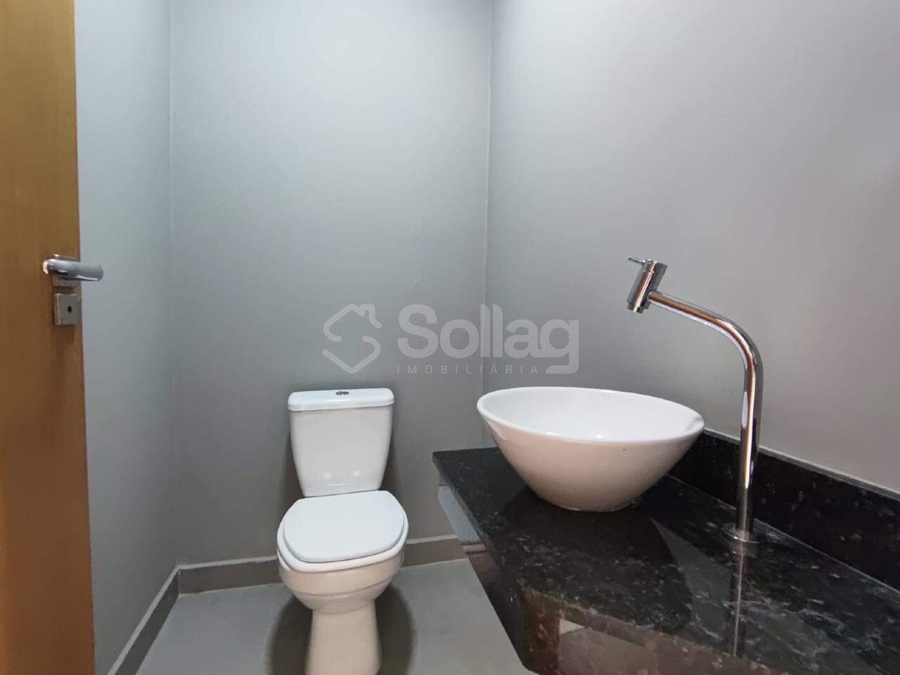 Sala para aluguel no Centro: 