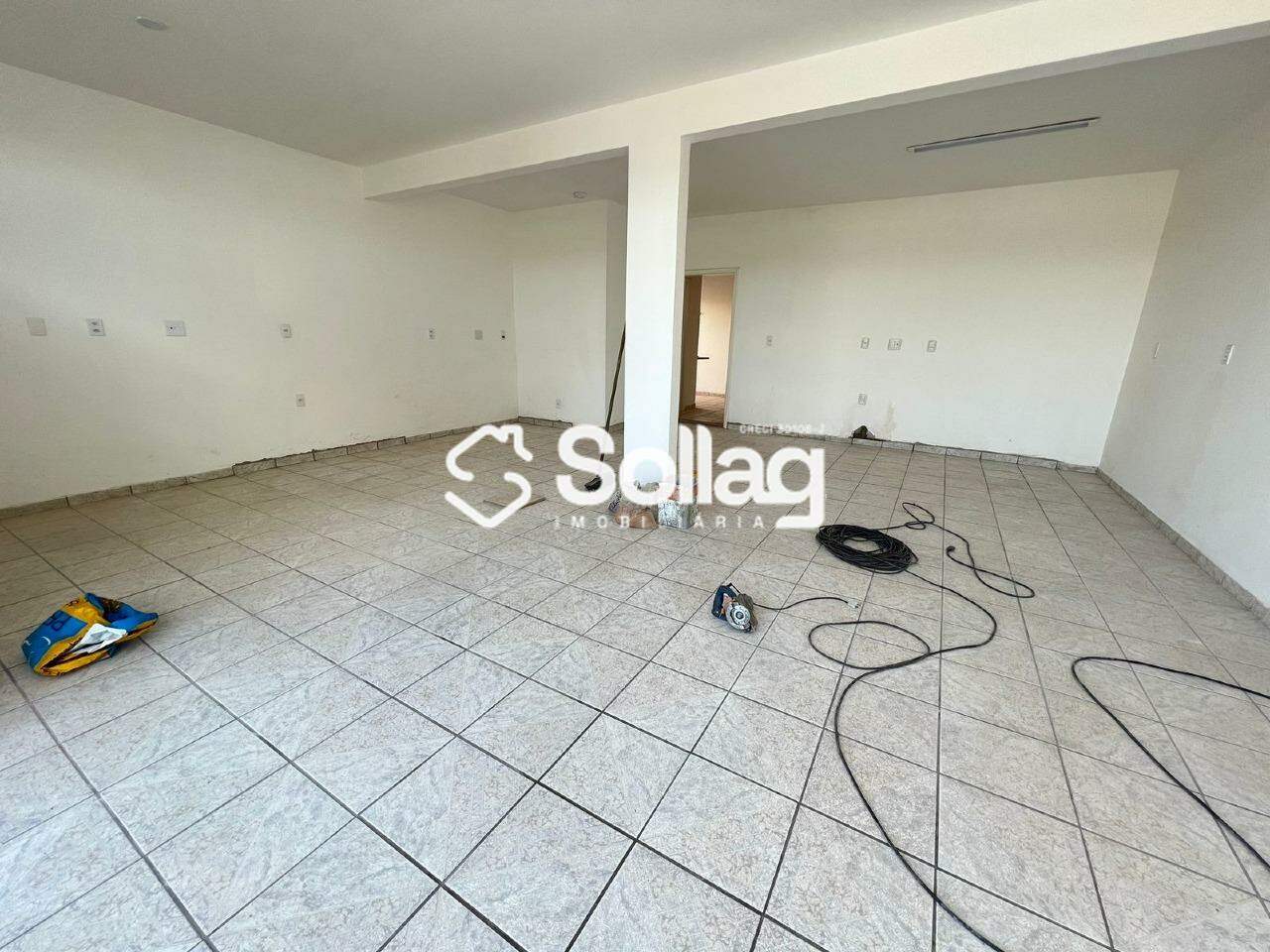 Sala para aluguel no Santa Rosa: