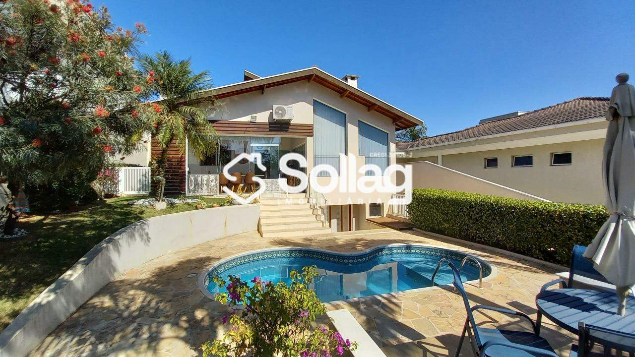 Casa em condomínio à venda no Condomínio Terras de Vinhedo: 