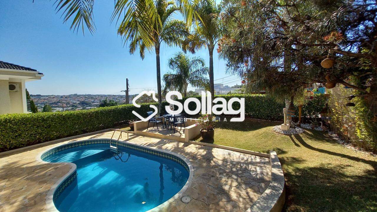 Casa em condomínio à venda no Condomínio Terras de Vinhedo: 