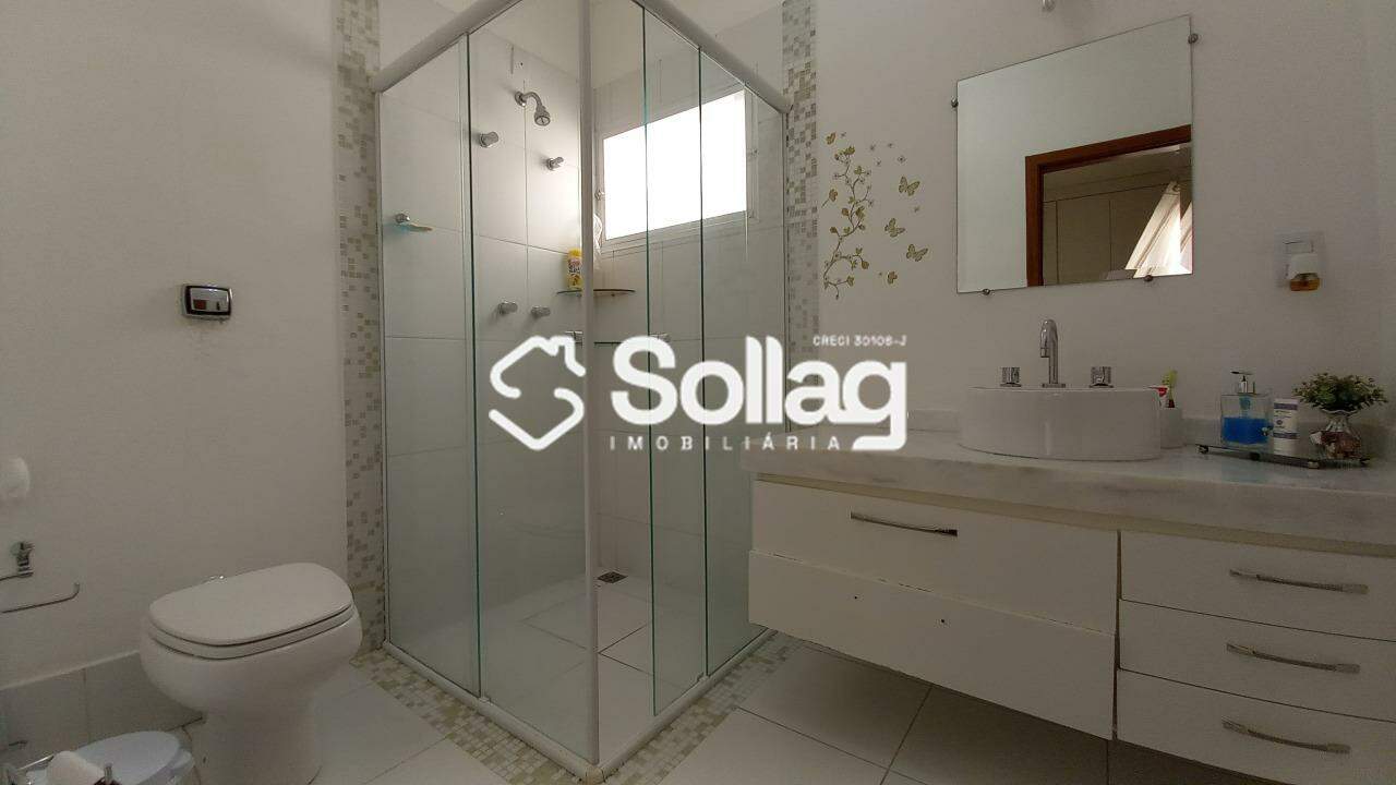 Casa em condomínio à venda no Condomínio Terras de Vinhedo: 