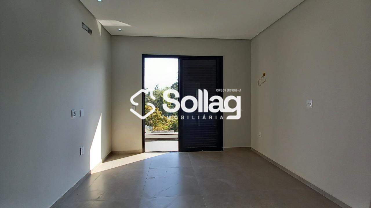 Casa em condomínio à venda no Residencial Jatobás: 