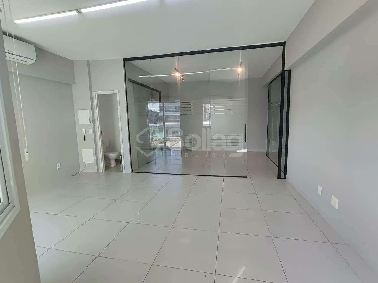 Sala para aluguel no Santa Rosa: 