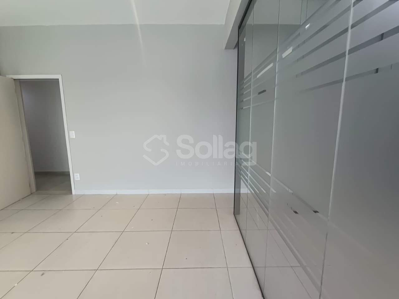 Sala para aluguel no Santa Rosa: