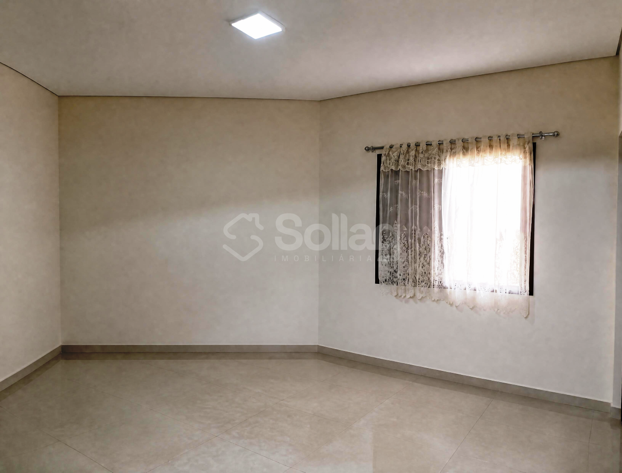 Casa em condomínio à venda no Marambaia: