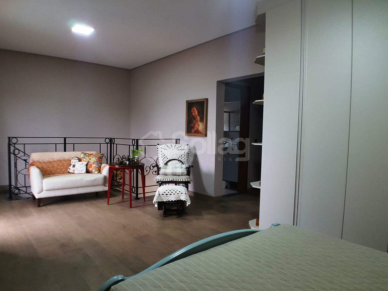 Casa em condomínio à venda no Marambaia: