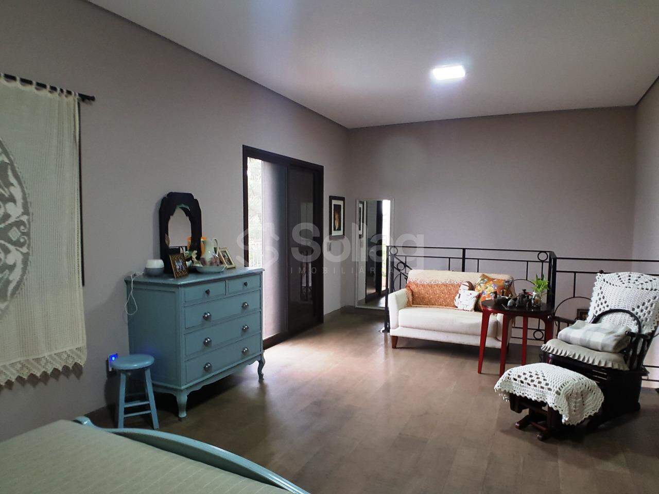 Casa em condomínio à venda no Marambaia: