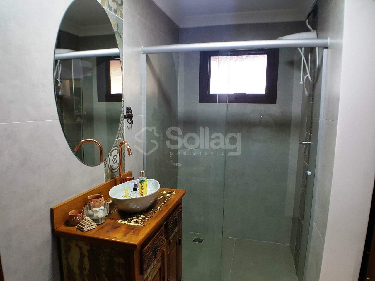 Casa em condomínio à venda no Marambaia: