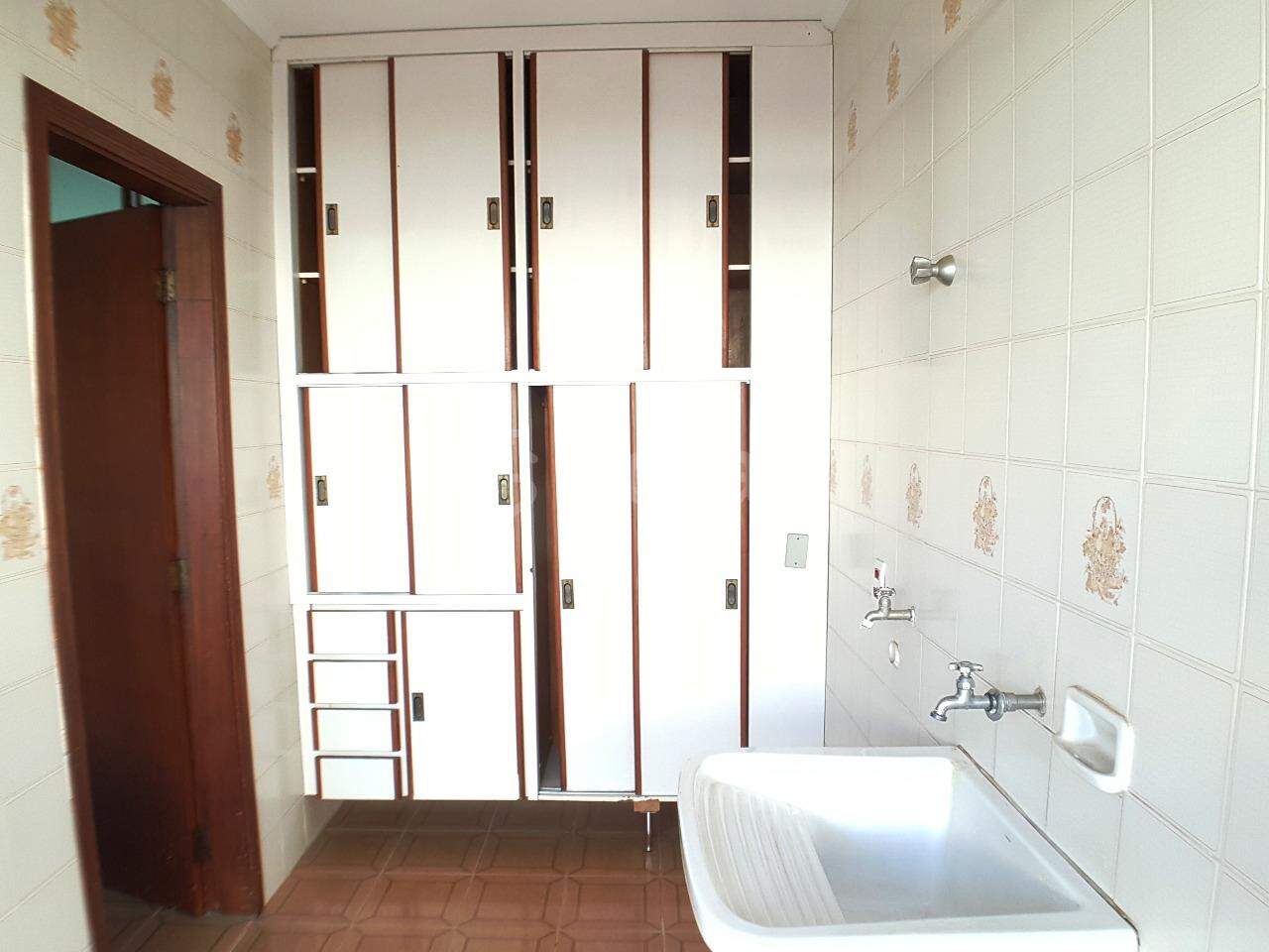 Casa em condomínio à venda no Condomínio Estância Marambaia:
