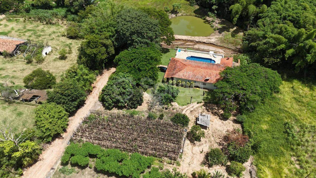Sítio à venda no Vila Omizollo: 