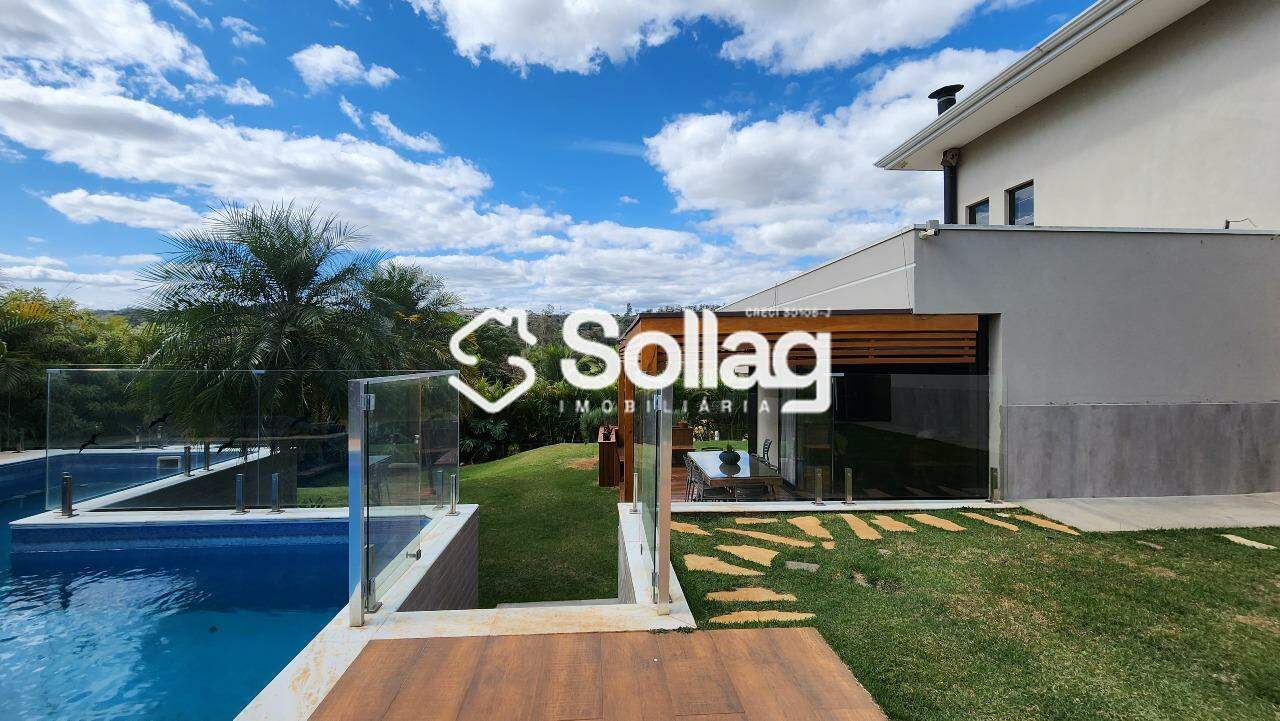 Casa em condomínio à venda no Condomínio Ipê Velho: 