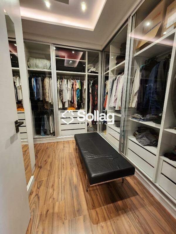 Casa em condomínio à venda no Condomínio Ipê Velho: 