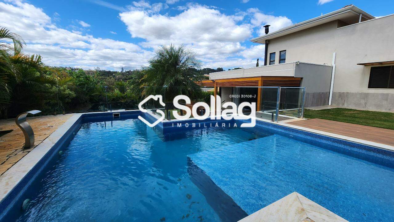 Casa em condomínio à venda no Condomínio Ipê Velho: 