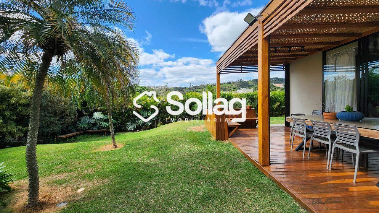 Casa em condomínio à venda no Condomínio Ipê Velho: 