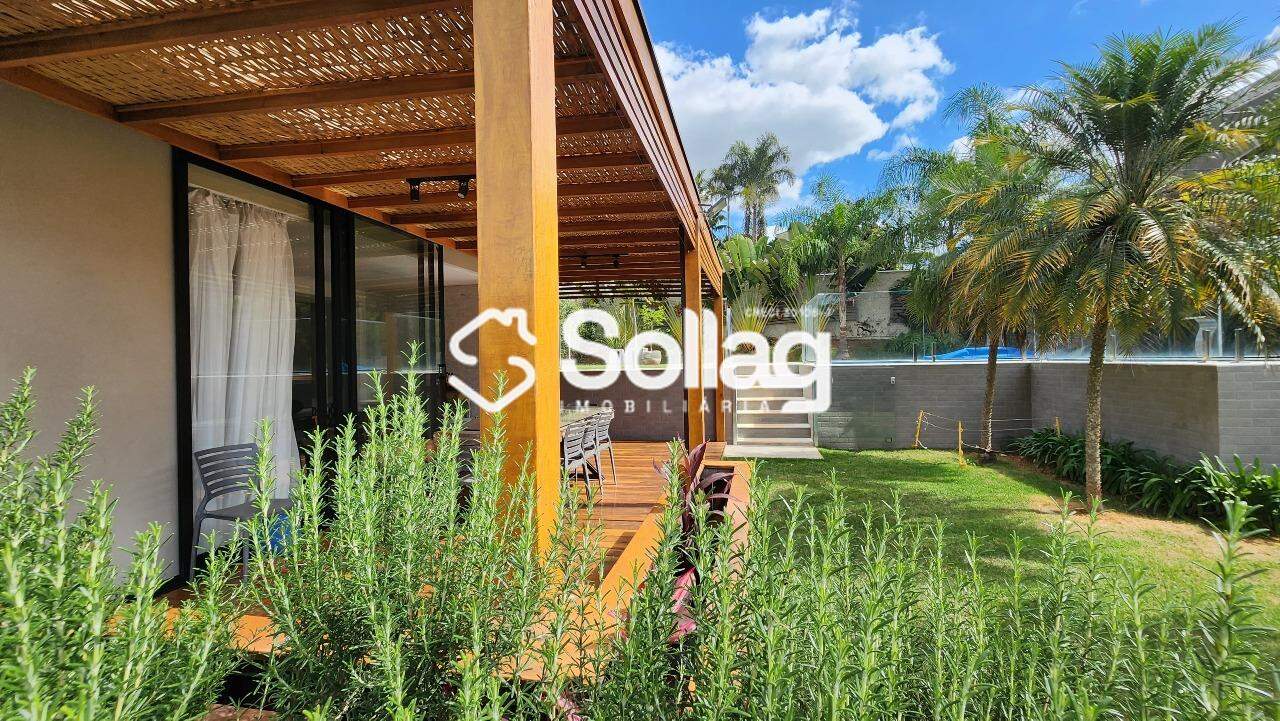 Casa em condomínio à venda no Condomínio Ipê Velho: 