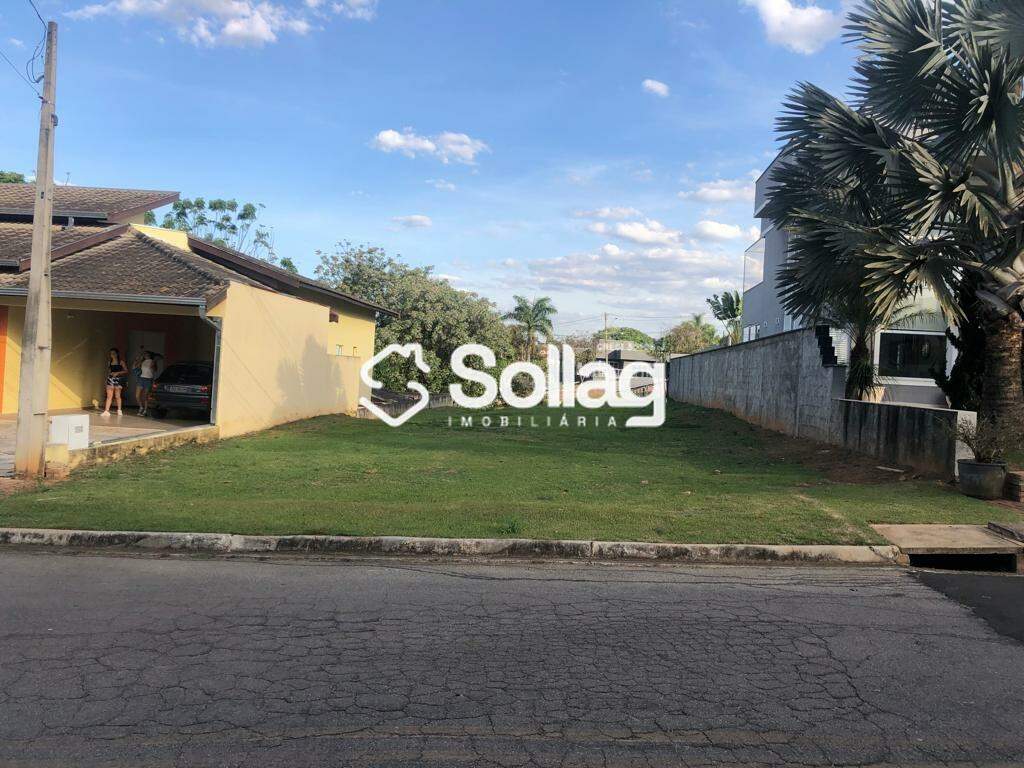 Terreno em condomínio à venda no Condomínio Reserva dos Vinhedos: