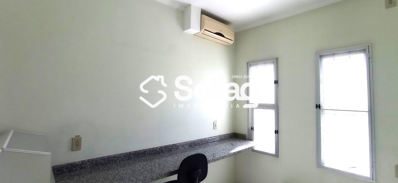 Prédio para aluguel no Centro: 