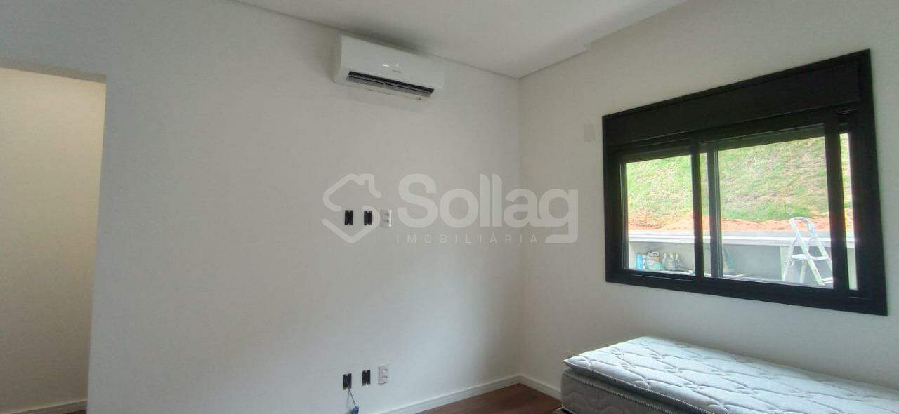 Casa em condomínio à venda no Condomínio Vila Hípica I: