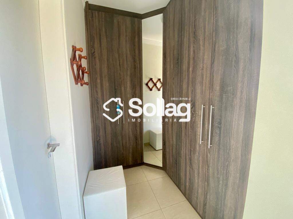 Casa em condomínio à venda no Pinheirinho: