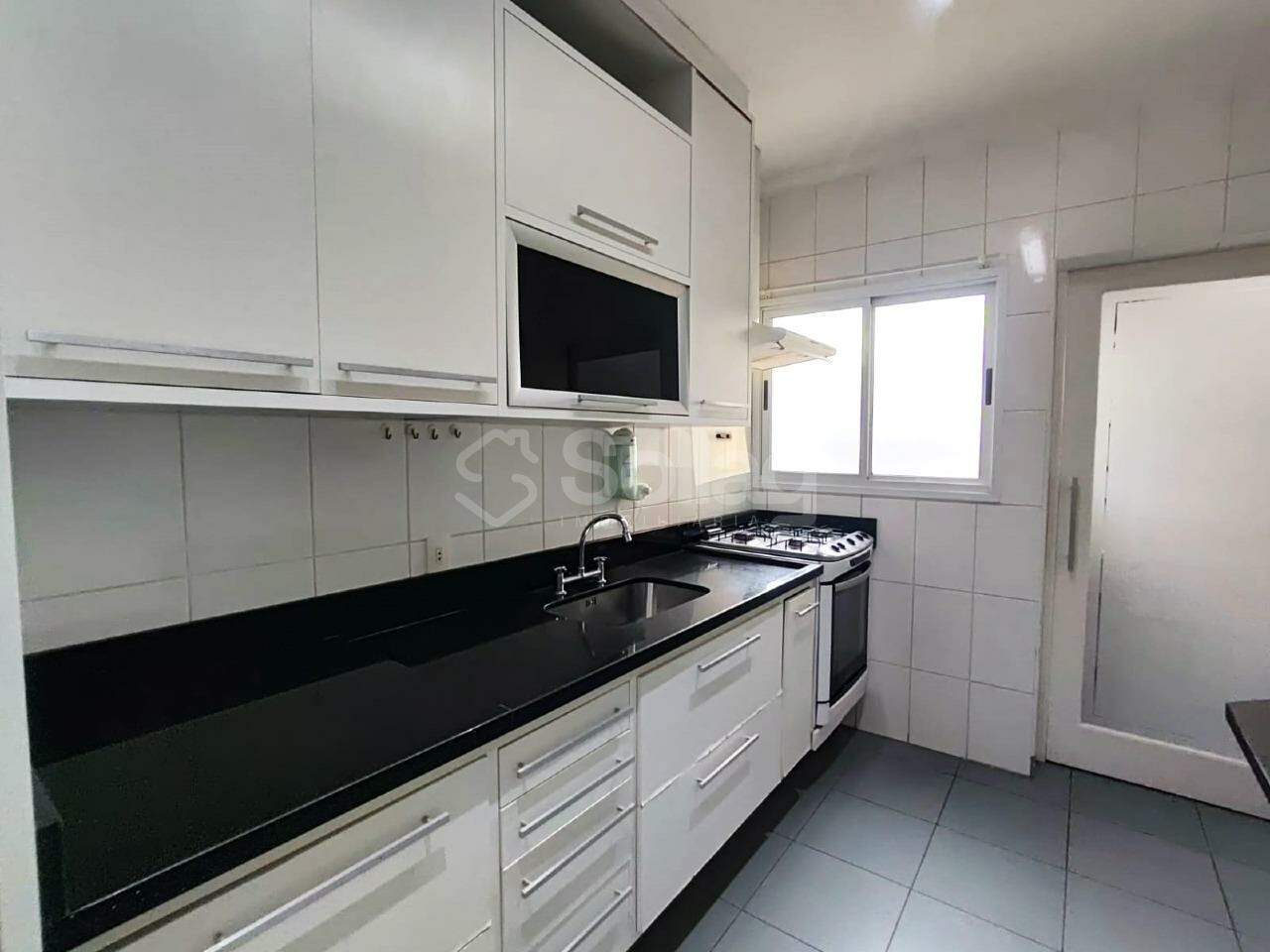 Apartamento para aluguel no Edifício Roma: 