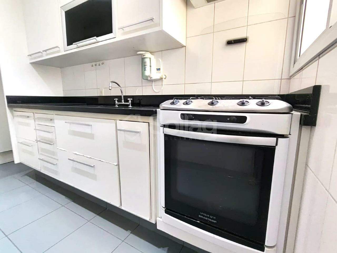Apartamento para aluguel no Edifício Roma: 