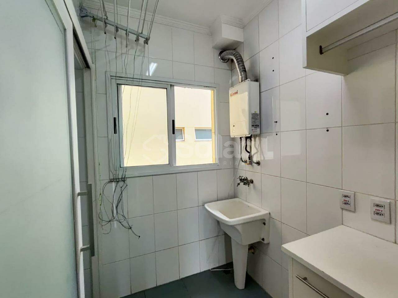 Apartamento para aluguel no Edifício Roma: 
