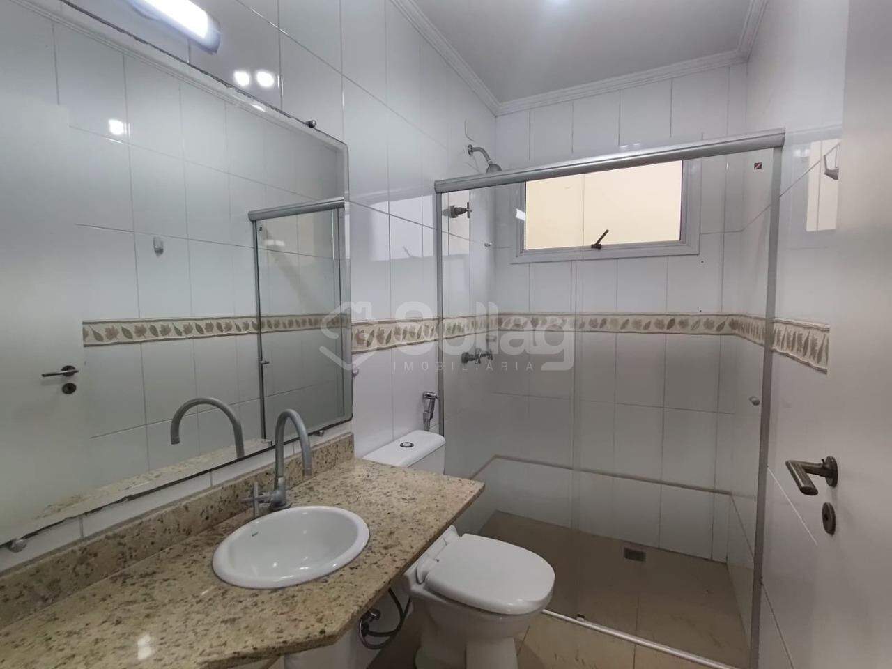 Apartamento para aluguel no Edifício Roma: 