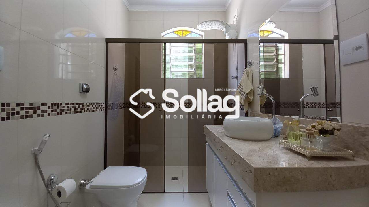 Casa em condomínio à venda no Condomínio Recanto Florido: 