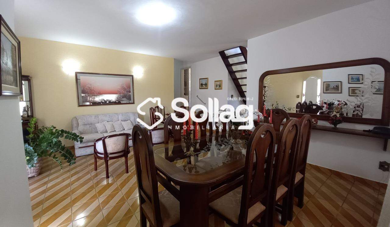 Casa em condomínio à venda no Condomínio Recanto Florido: 