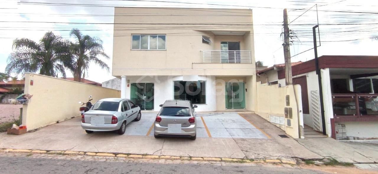 Prédio à venda no Jardim Itália: 