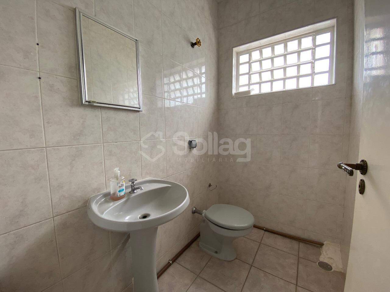 Sala para aluguel no Centro: 
