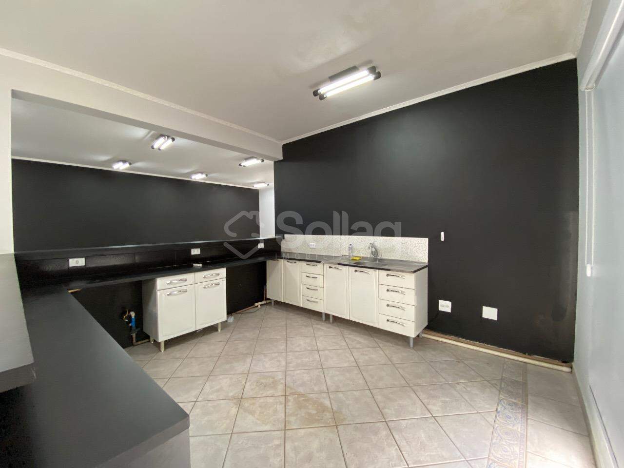 Sala para aluguel no Centro: 