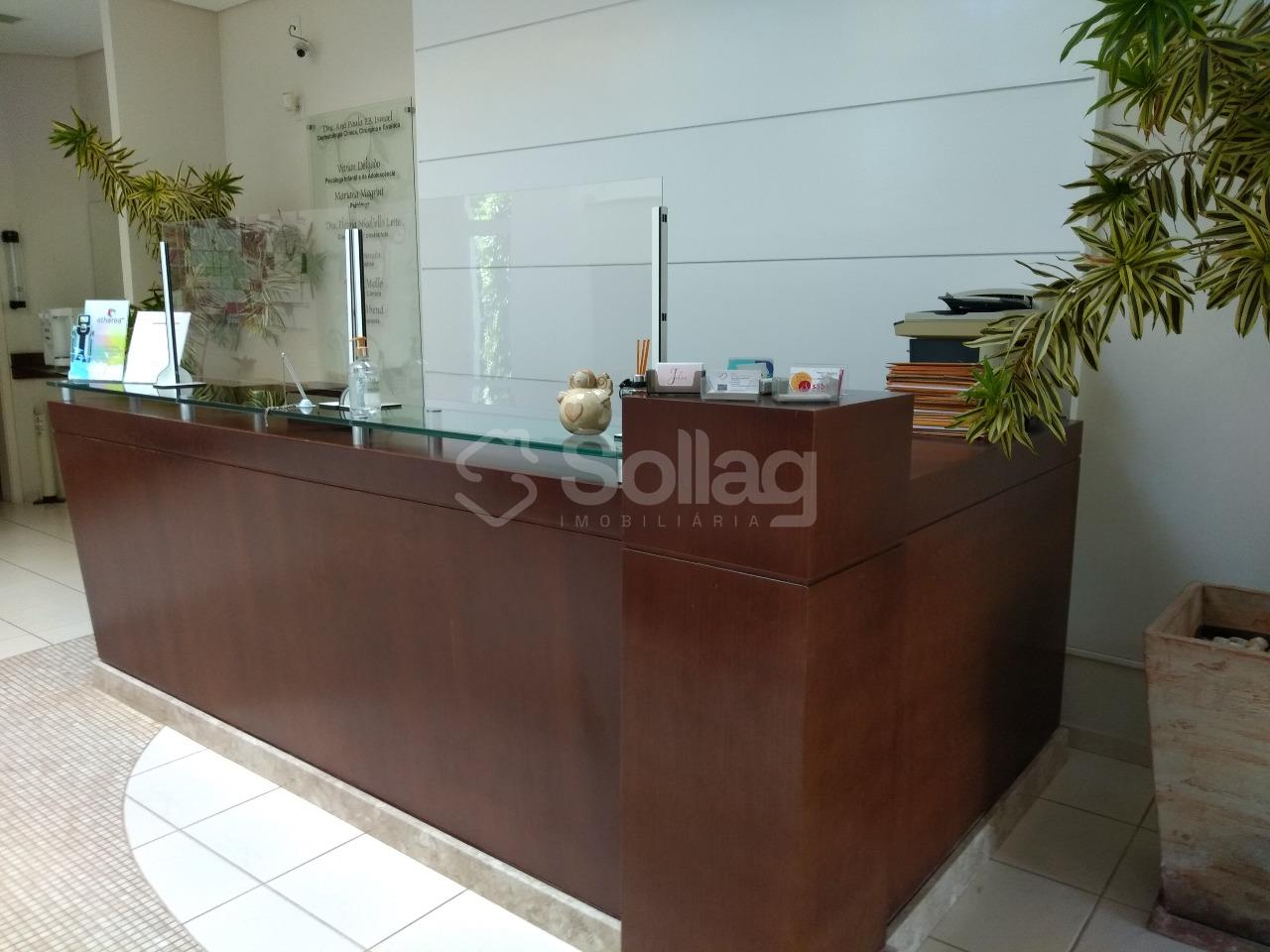 Sala para aluguel no Centro: 