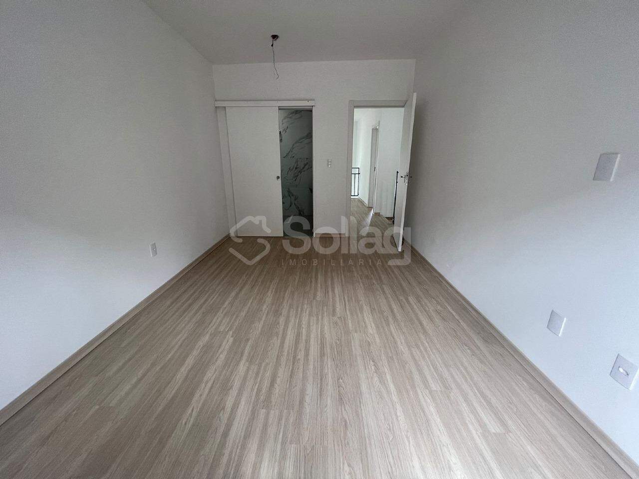 Casa em condomínio para aluguel no São Joaquim: 
