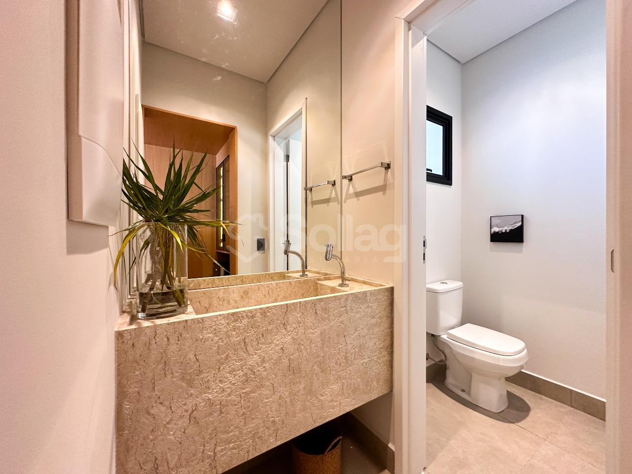 Casa em condomínio à venda no Observatório: 