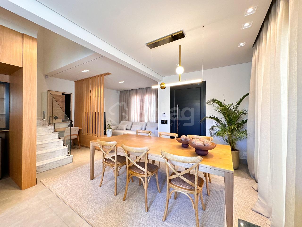 Casa em condomínio à venda no Observatório: 